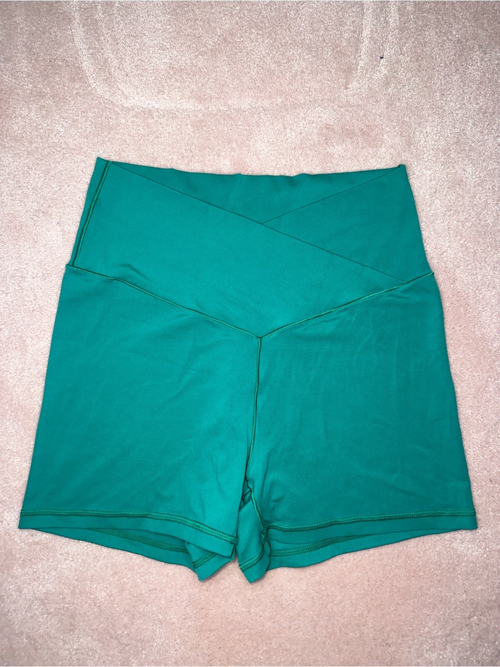 Offline Aerie Real Me Crossover Shortie Hi Rise 3” Inseam Vibrant Green Shorts